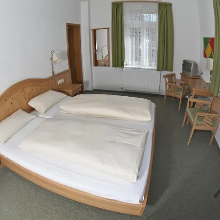 Action Forest Hotel - Kletterwald - Lasertag - Naehe Badeparadies