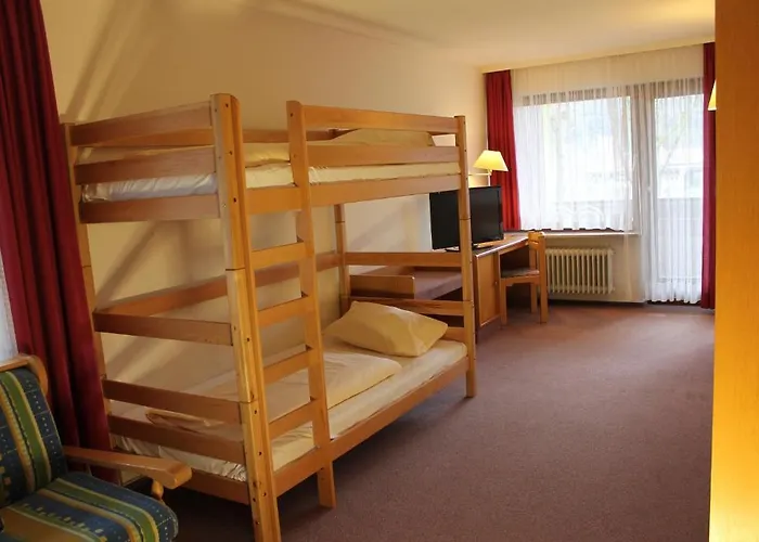 Action Forest - Kletterwald - Lasertag - Naehe Badeparadies מלון טיטיזי-נוישטאדט