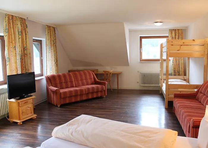 Otel Action Forest - Kletterwald - Lasertag - Naehe Badeparadies 3*